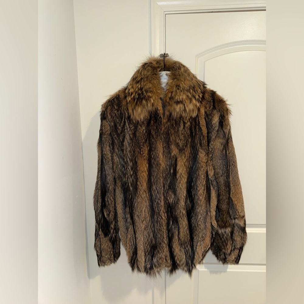Luxurious  Coyote Fur Coat